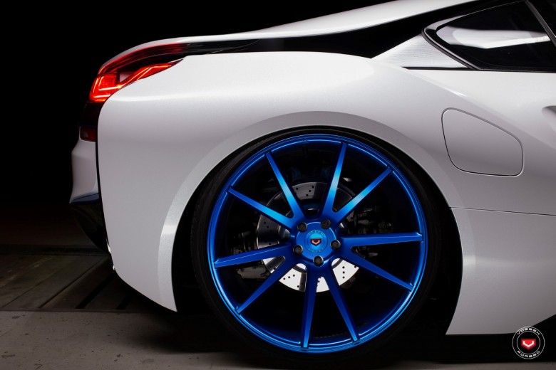 bmw-i8-vossen-wheels-ielectric-blue (14)