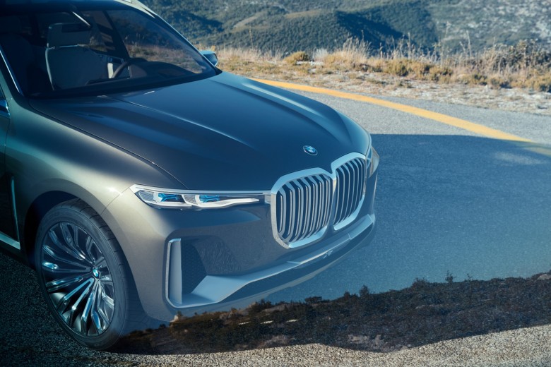 World Premiere - 2019 BMW X7 iPerformance  (10)
