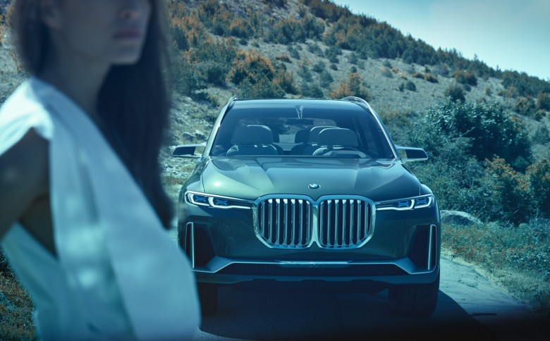 World Premiere - 2019 BMW X7 iPerformance  (13)
