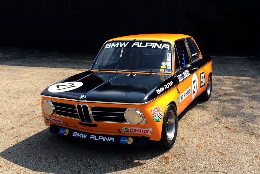 Restavrirana 1970 BMW Alpina 2002ti se vrača na dirkališče