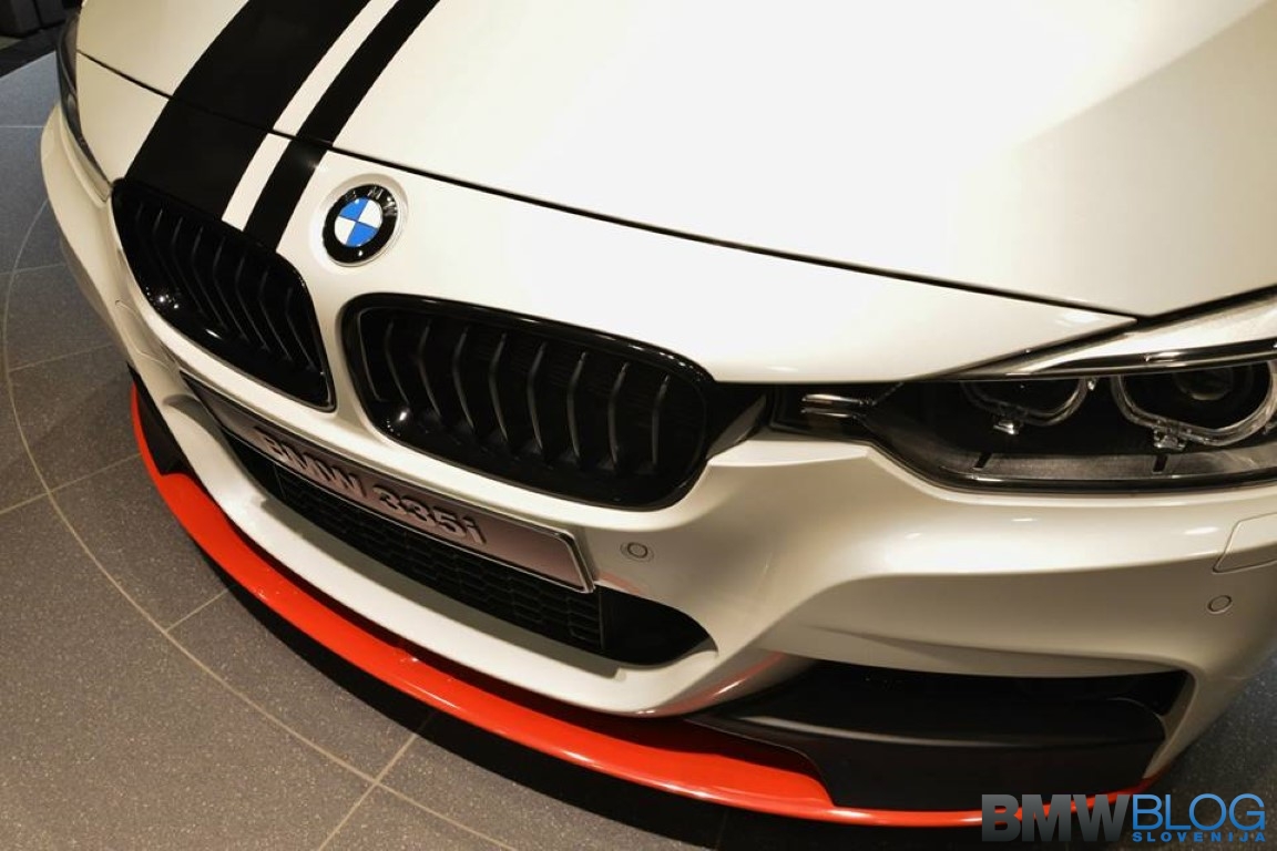 L performance. BMW ZR Performance. 335 M Performance. BMW f30 фонари m Performance. М перфоманс БМВ плашка.
