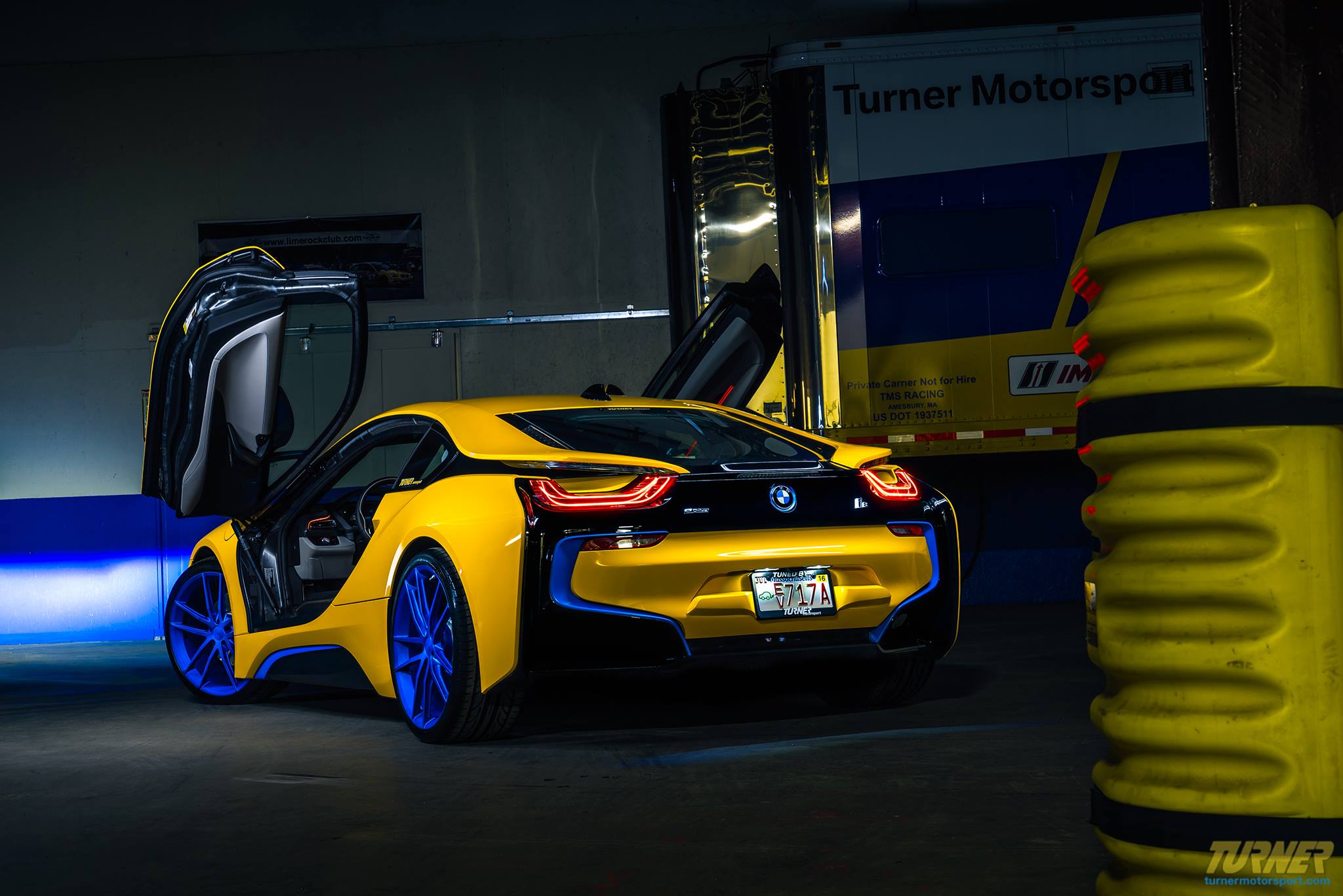 Turner Motorsport napade z nenavadnimi barvami