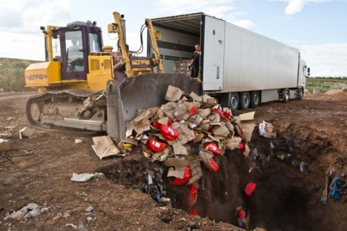 Ruska politika ostro nad BMW ekipo: uničene 1500 kg hrane!