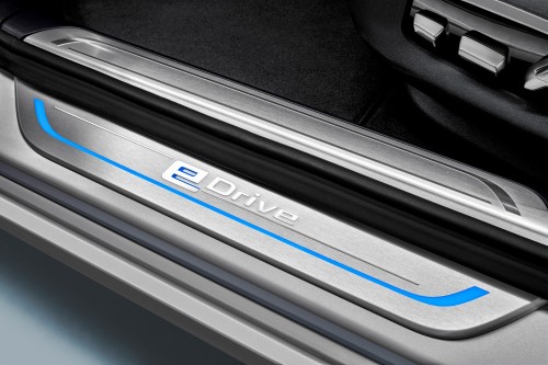 V letu 2019 BMW serije 7 na voljo s “plug-in” hibridom!