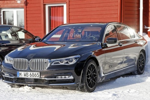 Je v fazi testiranj povsem novi BMW M7?