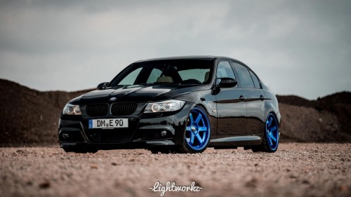 BMW serije 3 E90 z Z-Performance platišči!
