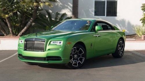 Atraktivni Rolls-Royce Wraith v Java Green barvi!