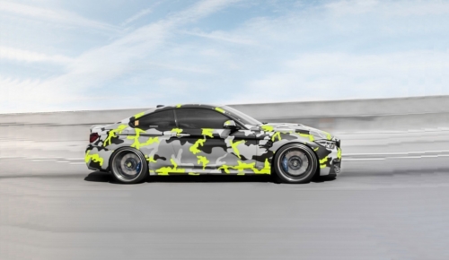 Čudovit BMW M4 Coupe v kamuflažnem vzorcu? Zakaj pa ne!