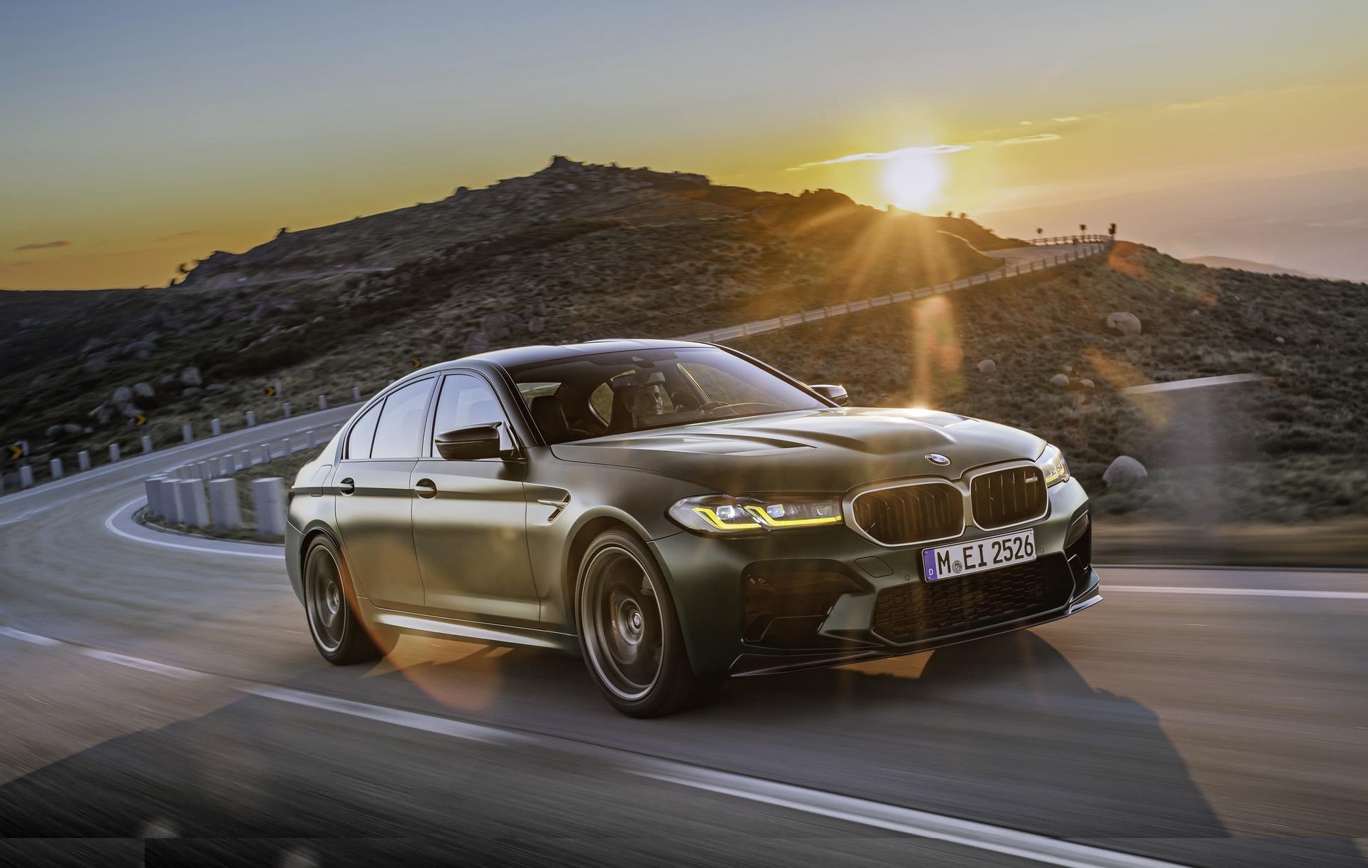 SVETOVNA PREMIERA: Prvič v zgodovini se predstavi BMW M5 CS!