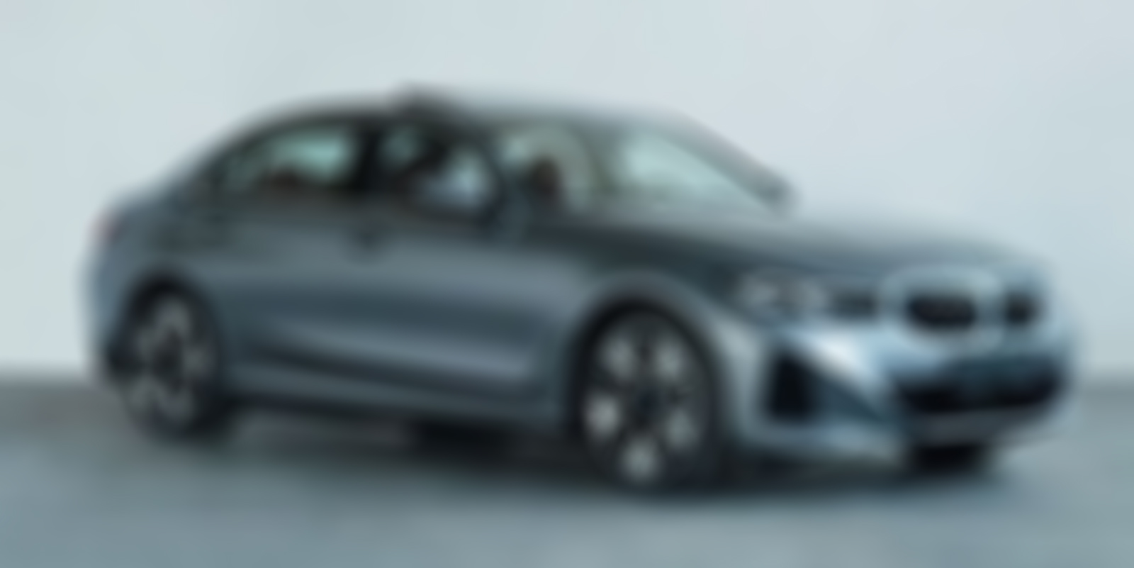 BMW i3 limuzina uradno predstavljena z 286 »konji« in 66 kWh veliko baterijo